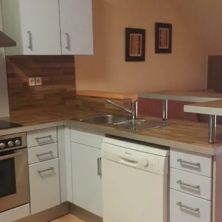 Bungalow En Holiday home *